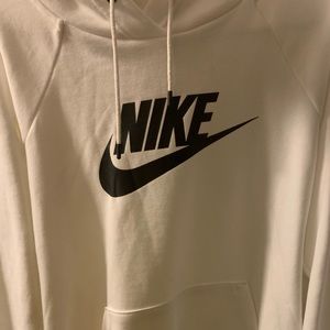 nike women’s hoodie
